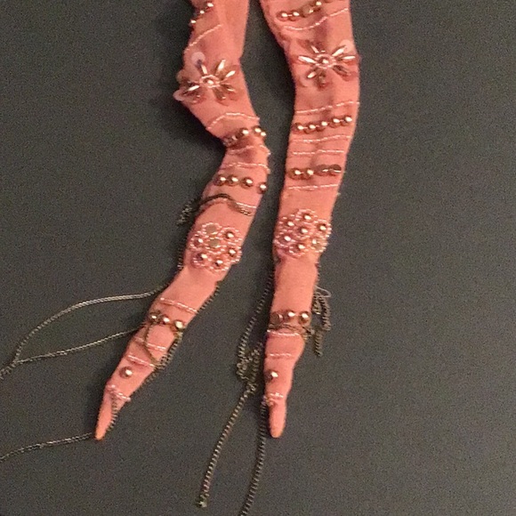 Beaded mauve long fashion scarf - Picture 2 of 3